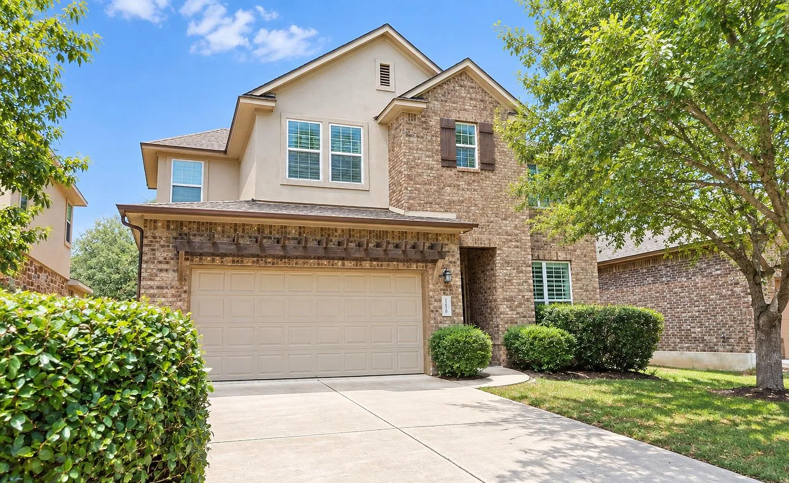 4 bed, 3.5 bath, 2844 sqft, $3,450 — Photo 1