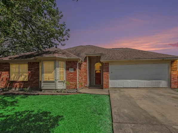 13415 Lake Breeze Ln, Willis, TX 77318