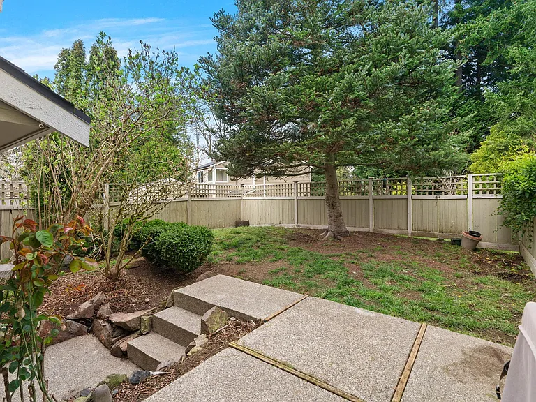 10132 NE 115th Ln — Photo 15