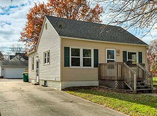 609 E Ashland Ave, Indianola, IA 50125
