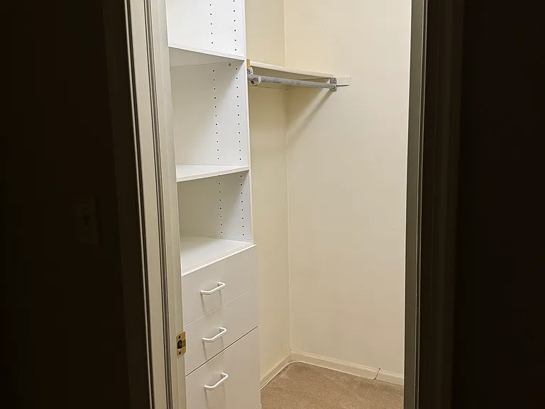 750 E Marshall St #702 — Photo 7