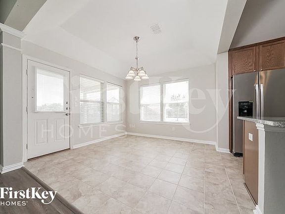 4th image of 1521 Toucan Dr