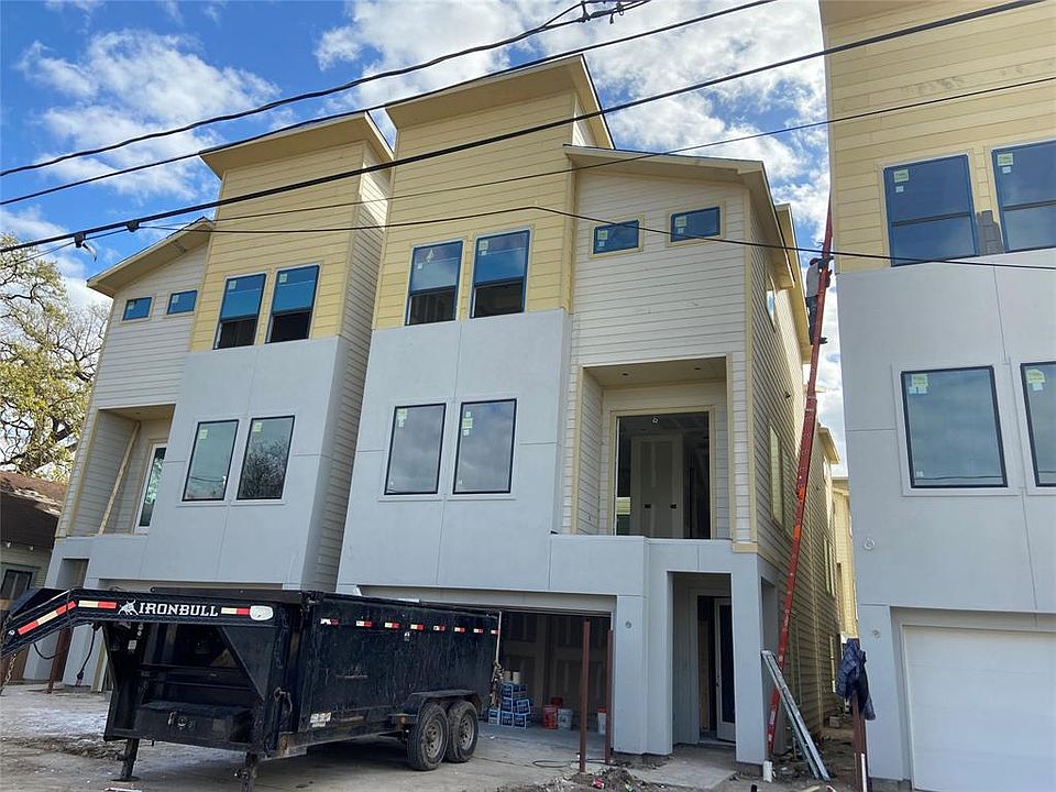 1st image of 2707 Rosalie St