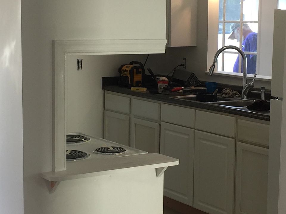 2nd image of 118 Charles St #1