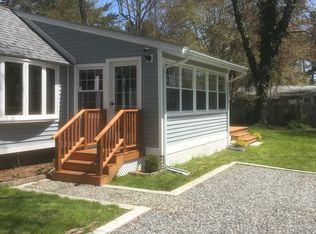 15 Third Ave, Lakeville, MA 02347