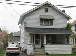 571 W Hopocan Ave, Barberton, OH