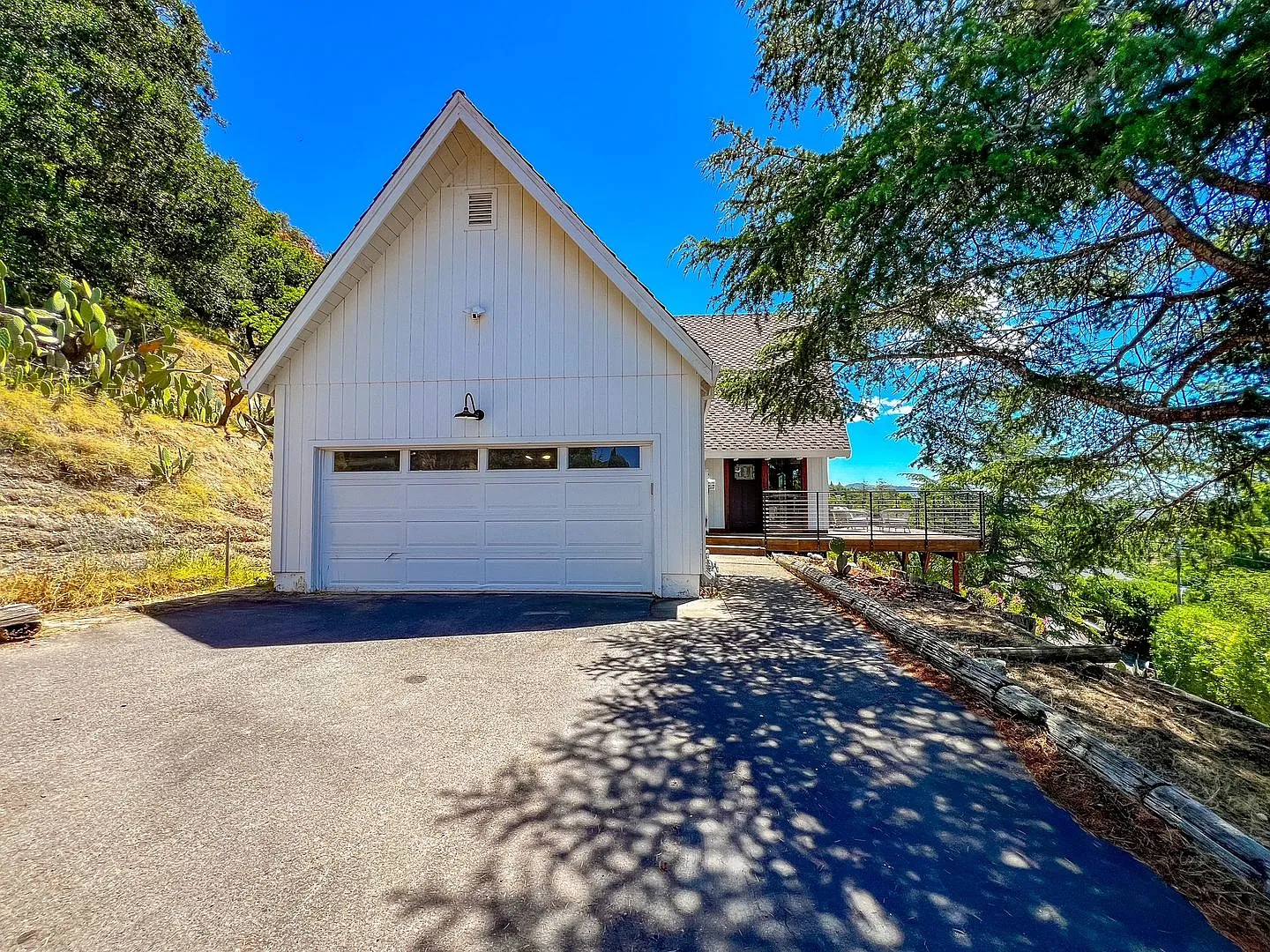 Stunning Alta Heights Hillside Home with Panoramic Views & Expansive Deck — Photo 1
