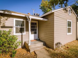327 E Main St, Ione, CA 95640