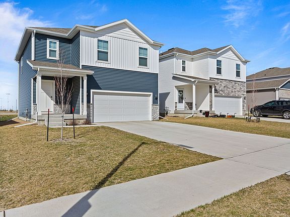 2nd image of 1275 NW Williamsburg Ln