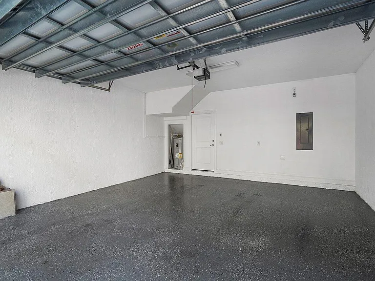 224 S Federal Hwy #4 — Photo 27