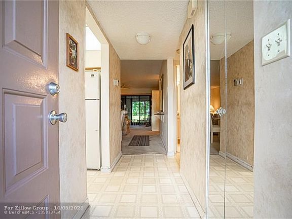 3rd image of 4357 Carambola Cir S #2648