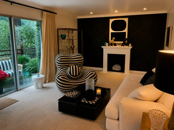 6708 Hillpark Dr APT 303, Los Angeles, CA 90068
