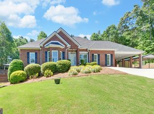 1 Leverette Dr, Toccoa, GA 30577