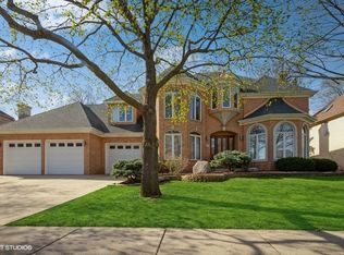 45 Founders Pointe N, Bloomingdale, IL 60108