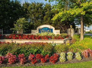 125 Narragansett Villas Dr #125, Lindenhurst, NY 11757