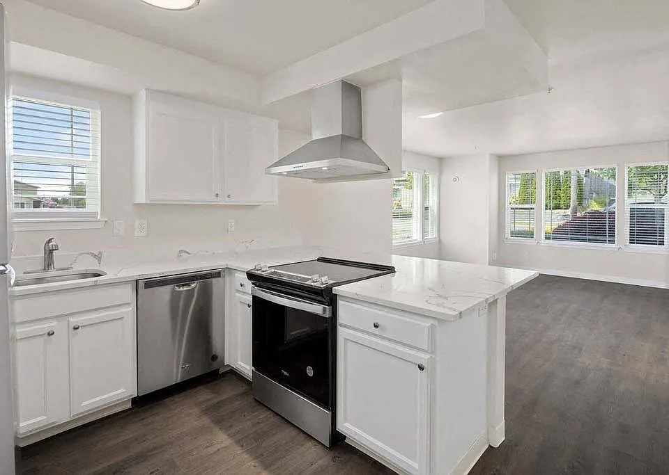 Pine Street Townhomes