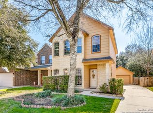 9022 Hilltop Crossing Dr, San Antonio, TX 78251