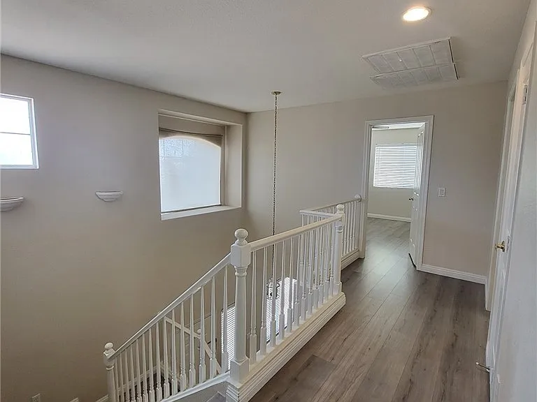 2883 Cordillera Dr — Photo 10