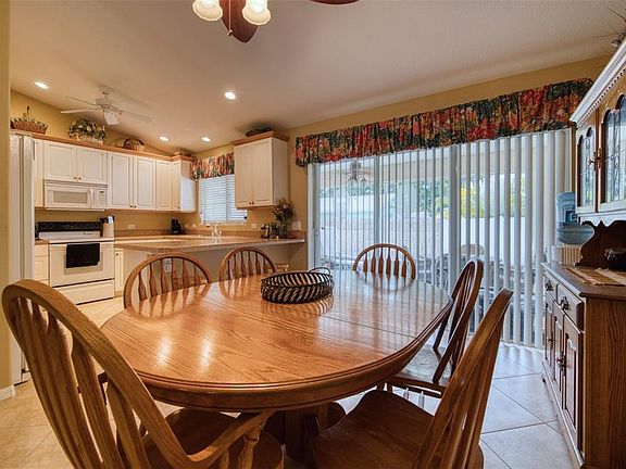 5th image of 541 Falkland Rd