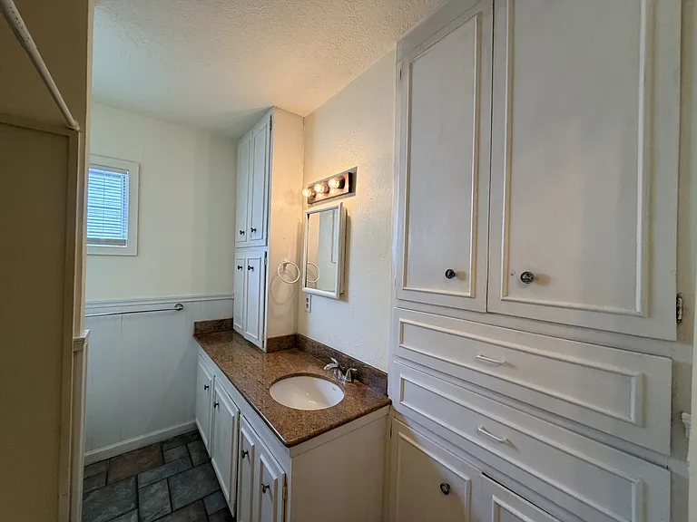 5030 Bonner Dr — Photo 17