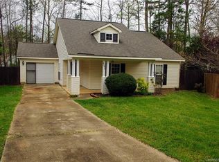 8303 Highlander Ct, Charlotte, NC 28269