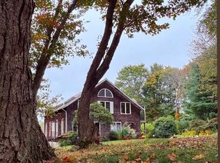 186 Great Neck Rd, Waterford, CT 06385
