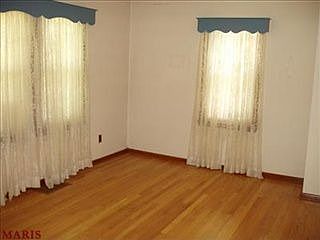 3rd image of 980 N Castello St