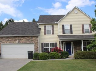 15 Lake Valley Dr, Loganville, GA 30052