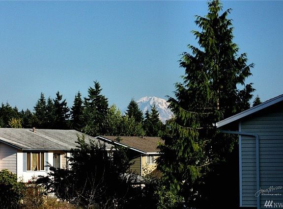 4th image of 21325 122nd Pl SE