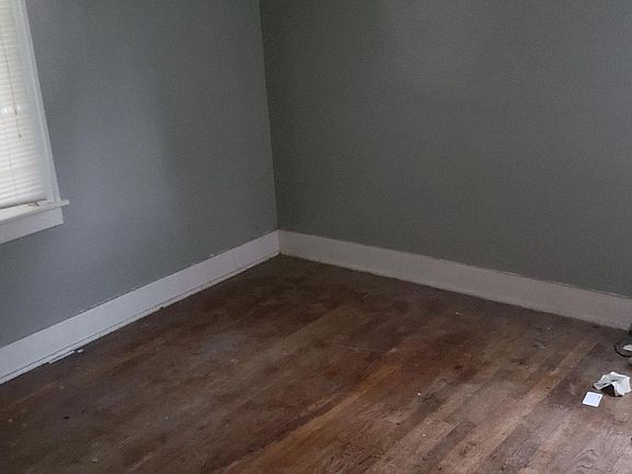2nd image of 18050 Marx St