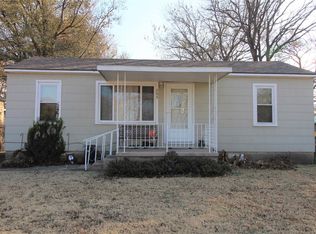 206 S Delaware Ave, Dewey, OK 74029