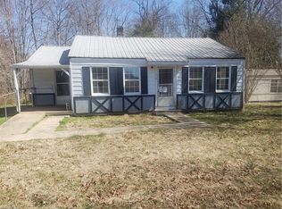 410 White Plains Rd, Roaring River, NC 28669