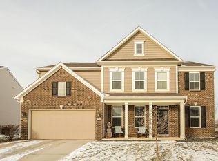 2652 Falcon Dr, Greenwood, IN 46143
