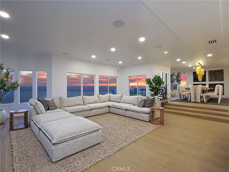 32551 Seacliff Dr — Photo 6
