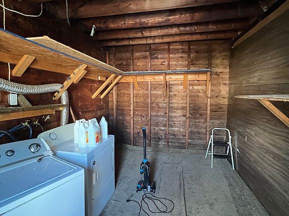 4th image of 284 Lowell St #2