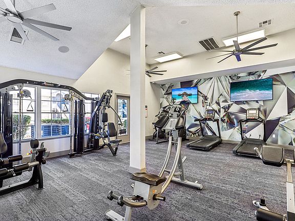 4th image of 2312 N Green Valley Pkwy #2011