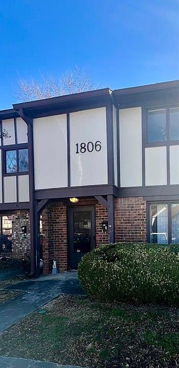 1st image of 1806 Ashborough Cir SE APT H