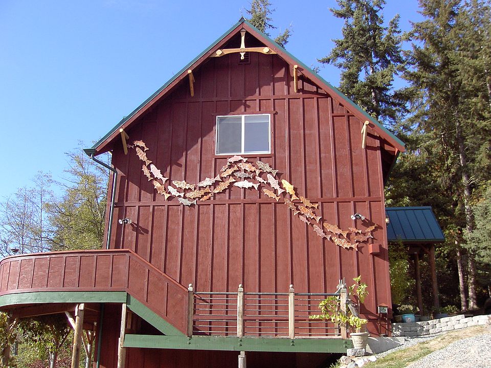 2nd image of 5099 Lakeside Dr