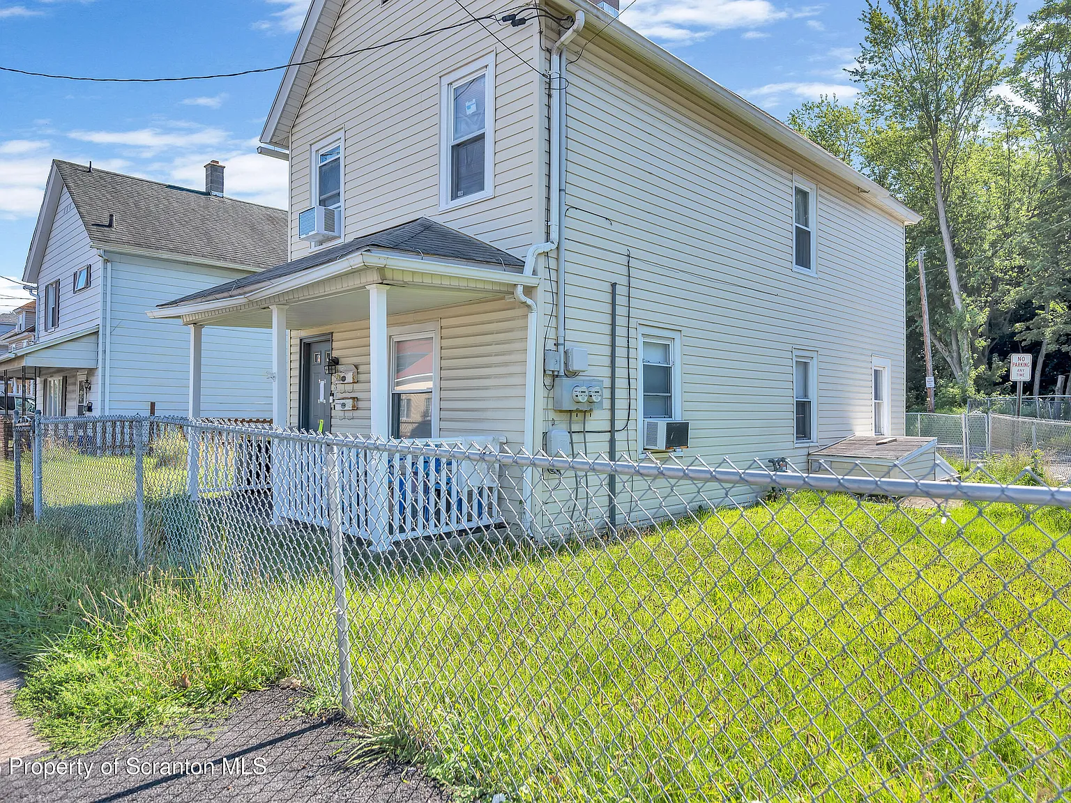 1 bed, 1.0 bath, 800 sqft, $1,200 — Photo 3