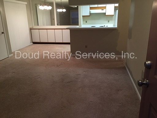 1st image of 401 Henley Ct #G