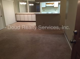401 Henley Ct #G, Chesapeake, VA 23320