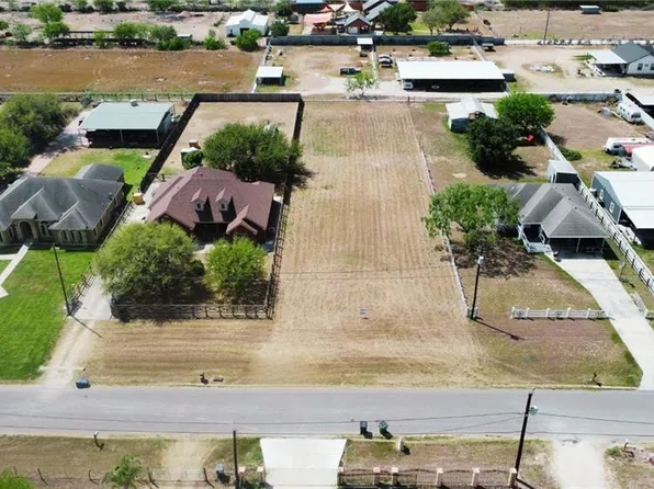 15009 E Davis Rd, Edcouch, TX 78538