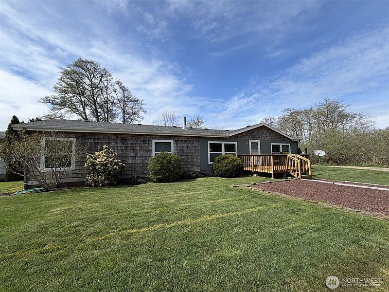 3rd image of 305 Godsey Lane