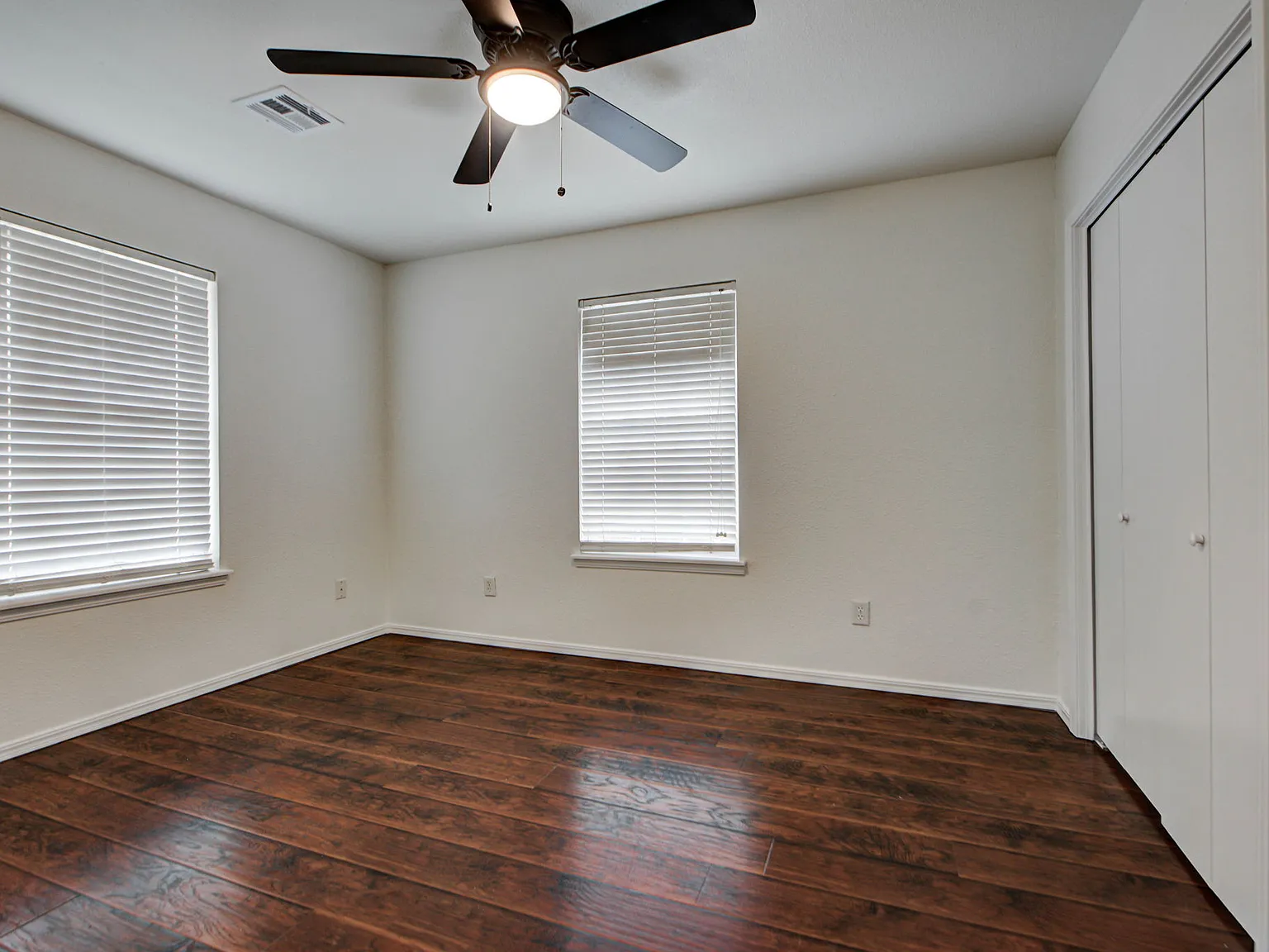 109 East Hayes Street - 1 — Photo 3