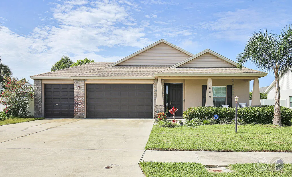 1209 Wild Daisy Dr — Photo 1