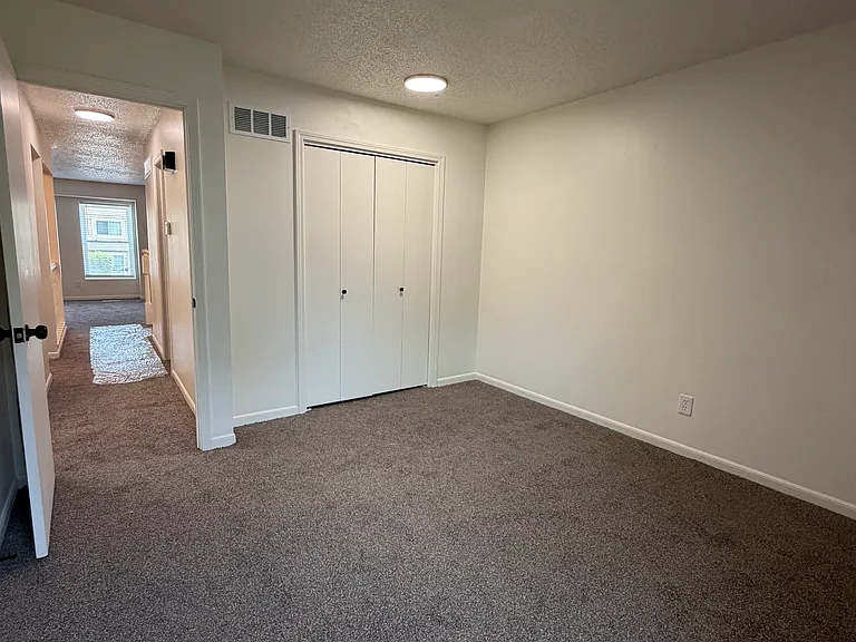 9210 Central St — Photo 13