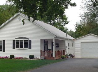 616 N College St, Batavia, IL 60510