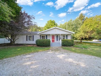 1966 Dawson Dr, Adrian, MI, 49221