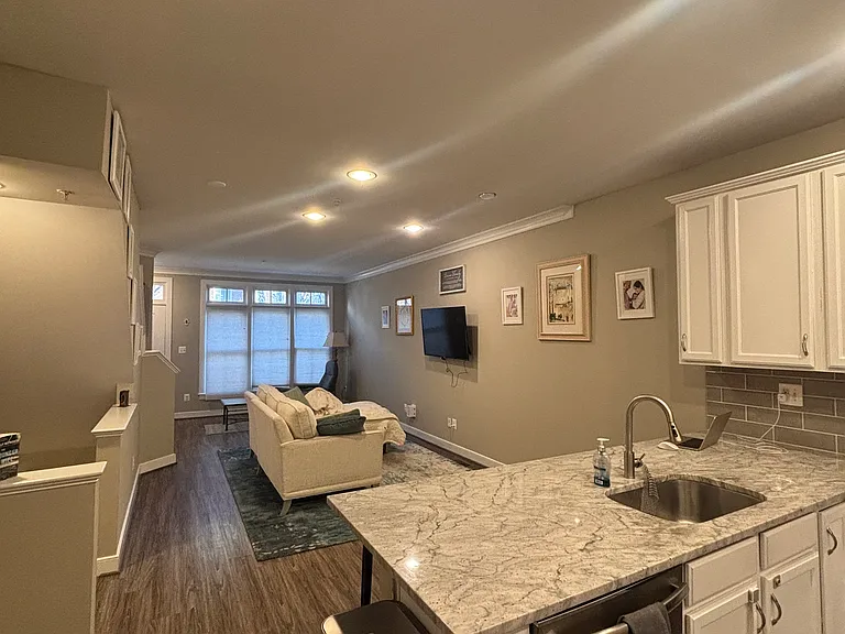 2302 Cobble Hill Ter — Photo 13
