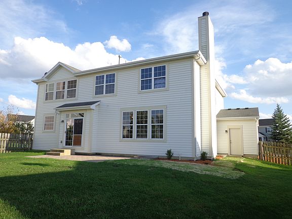 3rd image of 10035 Berkshire Ln